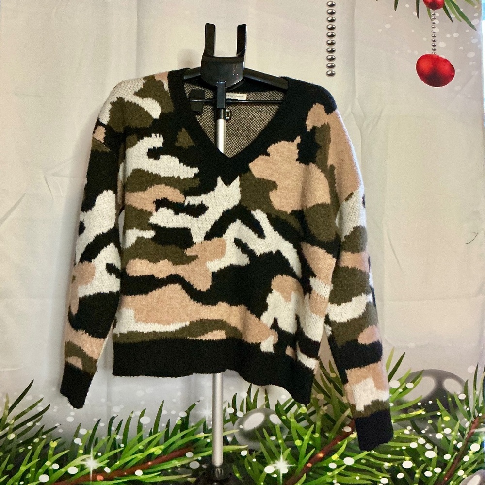 Newbury Kustom sweater
